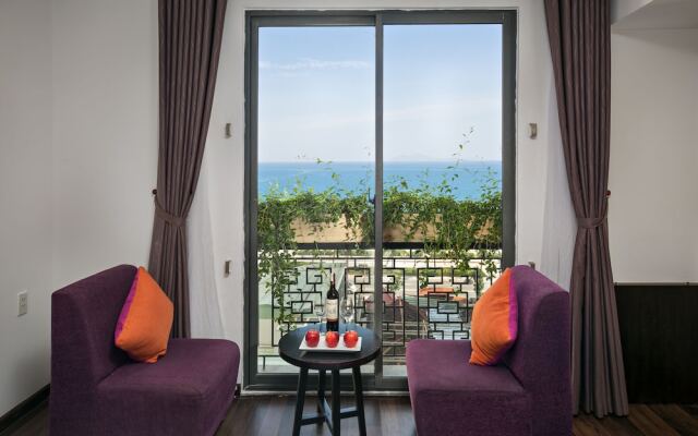 Emily Hotel & Apartments