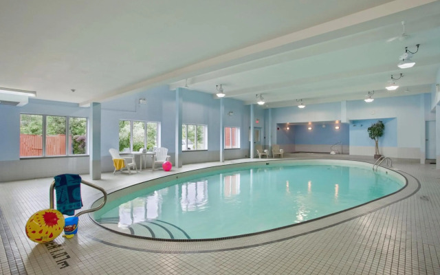 Travelodge by Wyndham Sudbury
