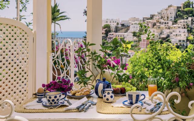 Villa Mary Suites