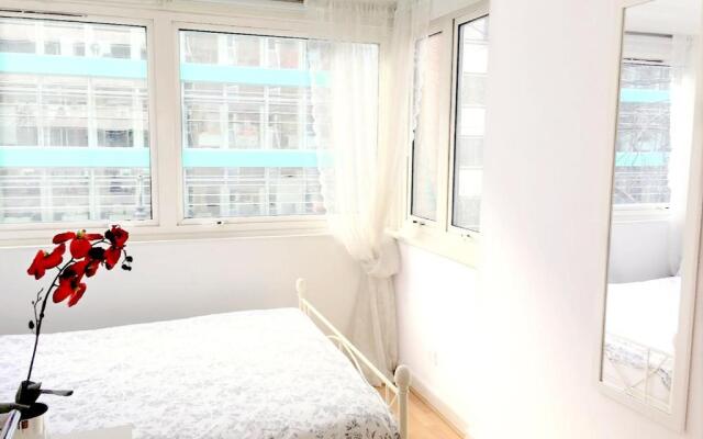 Elegant Fitzrovia 2-bed w Wifi: Close to Oxford Street W1