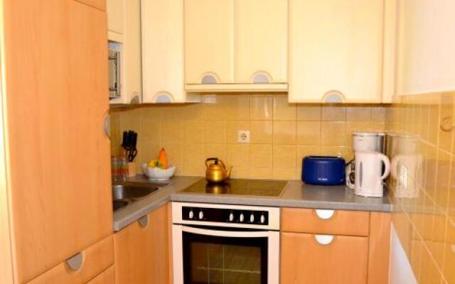 Studio-Apartment Areit