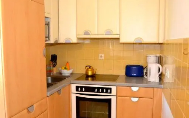 LOW BUDGET Apartment Areit Lozano by Apartments Ged