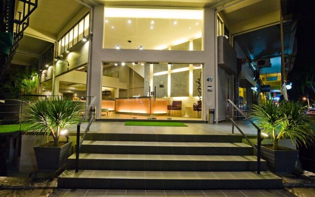 Riverside Boutique Guesthouse