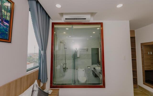 Royal Palms Hotel