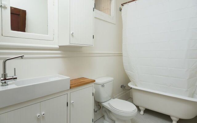 Architectural 4BR in Plateau by Sonder