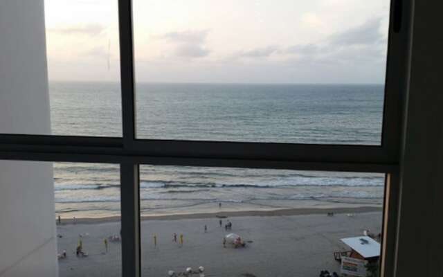 Apartamento Vista al Mar Bocagrande 1005