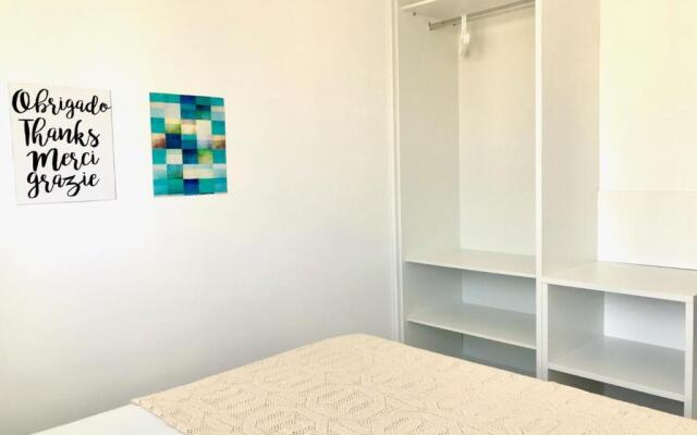 Muro Alto Condominio Club - By AF