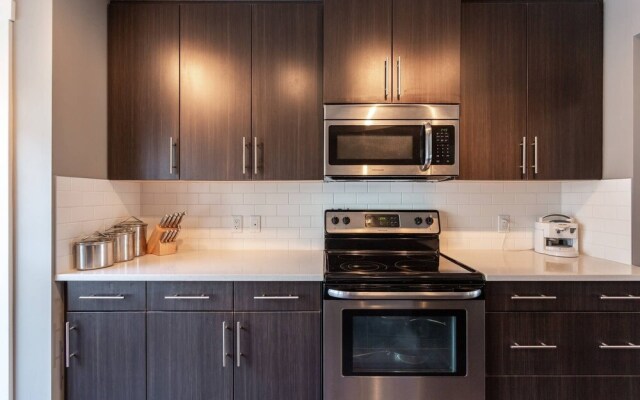 Upscale Townhome,banff,spruce Meadows ,pets