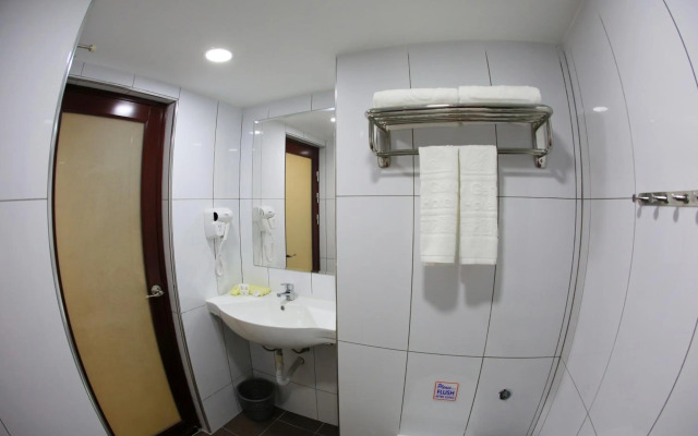 City Garden Hotel