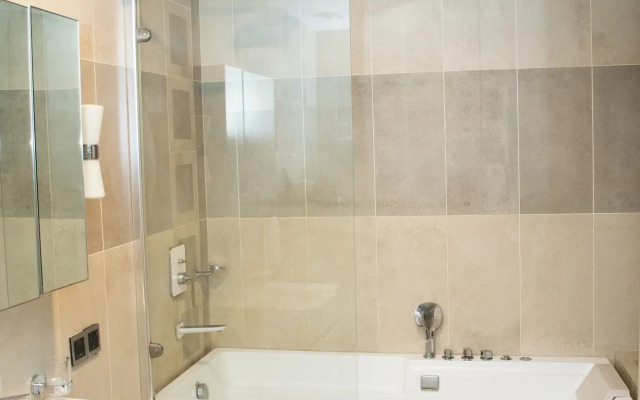 Centaurus Suites