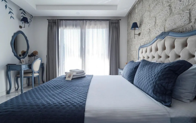 Voger Alaçatı Family