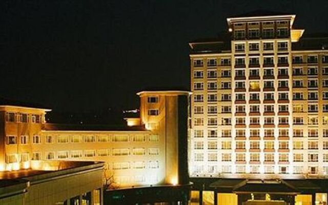 Jiucheng Hotel Luzhou