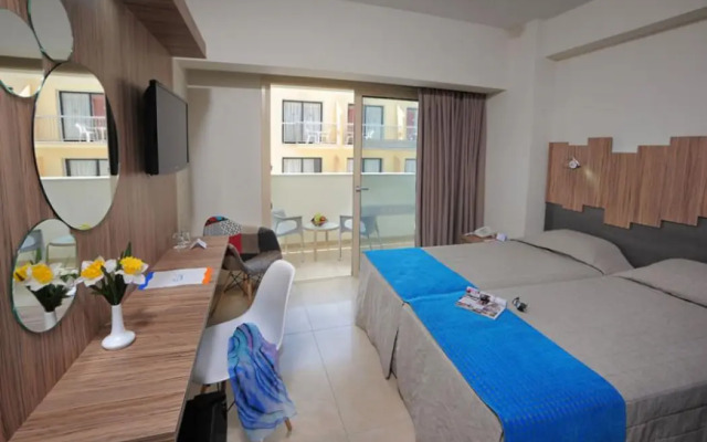 Nelia Beach Hotel & Spa