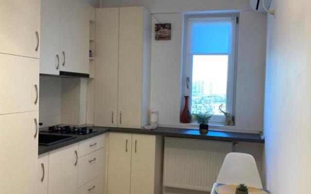 Q Apartaments near Palas Mall