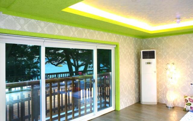 Pinky Marine Pension