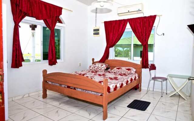 Zeedijk Resort Nickerie