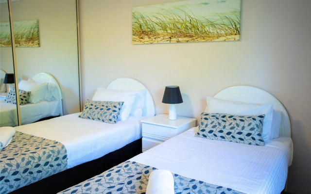 Montana Palms Resort