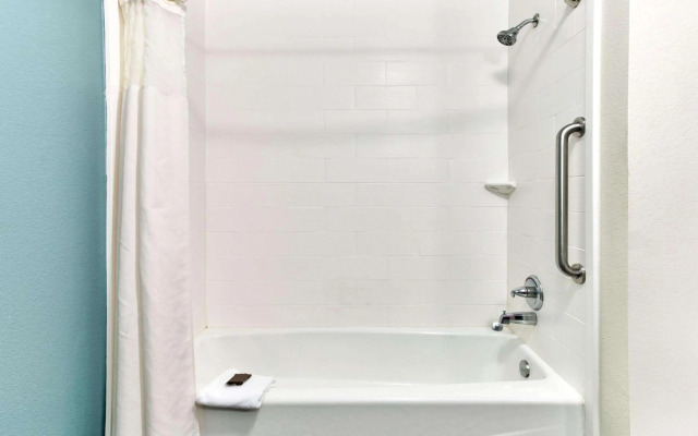 Sleep Inn & Suites Longview North