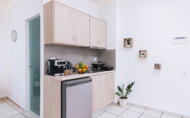 Ermis Luxury Suites & Apartments