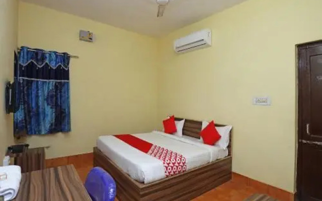 OYO 14666 Galaxy Guest House