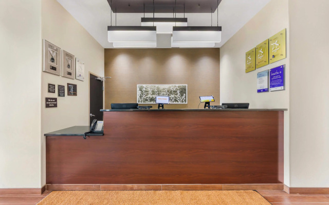 Sleep Inn & Suites Devils Lake