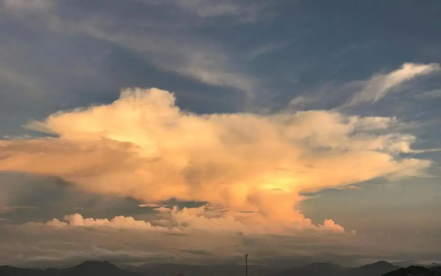 Vacation House in Baguio with Amazing Sunset Views