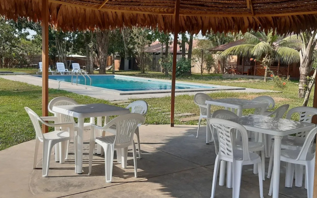 Wakaya Ecolodge
