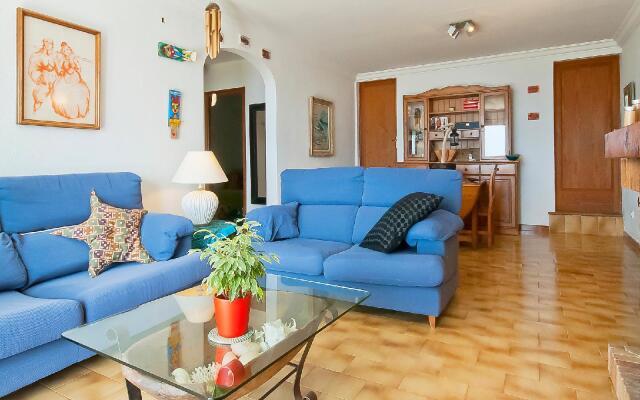 Alcanada 76 - Three Bedroom