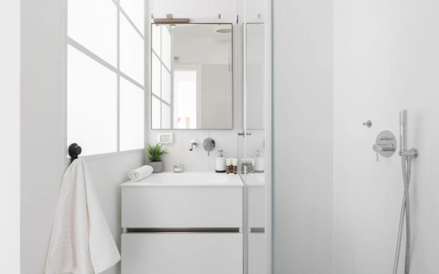 Levontin 5 apartment - by SeaN'rent