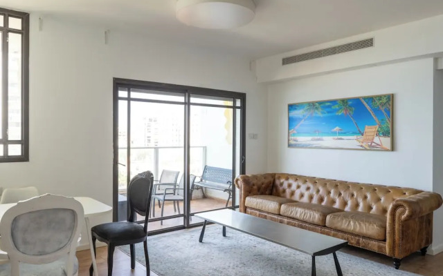 O&OGroup- Classy 3-BR with Stunning View