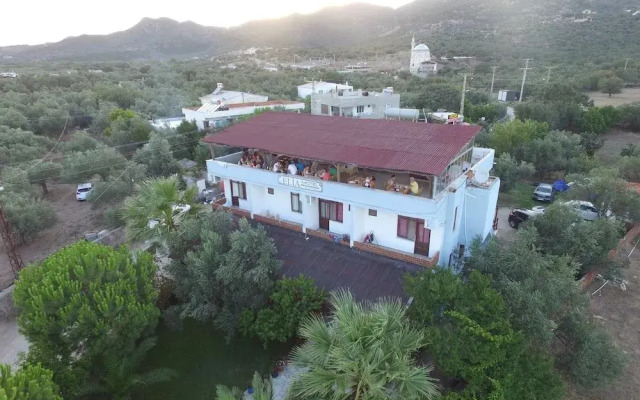 Assos Elia Motel