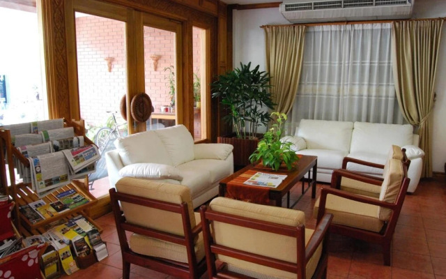Vayakorn House