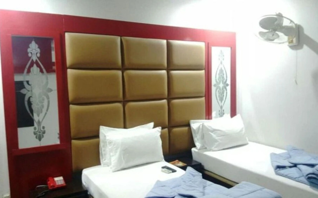 Hotel LaFlora