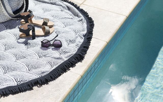 Netanya Noosa Beachfront Resort