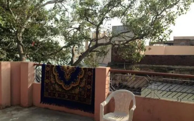 Paradise Inn Guest House