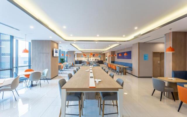 Holiday Inn Express Xi'An Intl Trade & Logistic Park by IHG