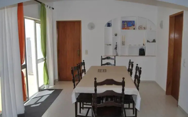 Casa Águia Branca