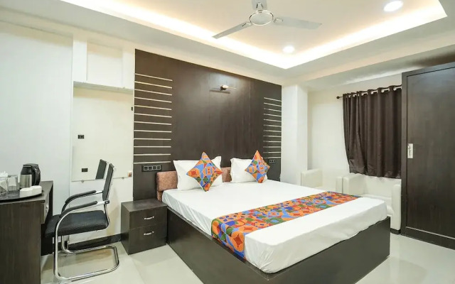 Fabhotel Royal Carpet