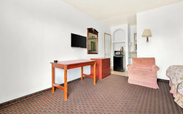 Capitol Inn And Suites