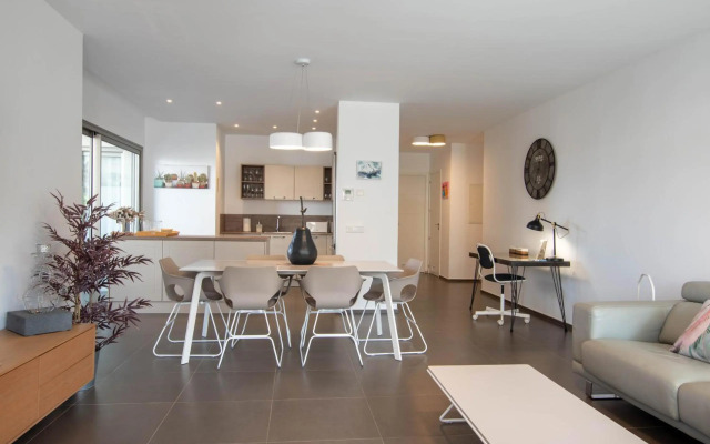 Gazmira 1-4 DELUXE 2B