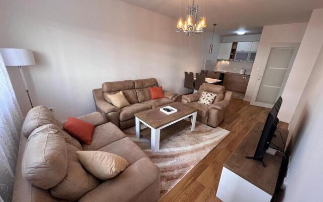 White Home apartment 3