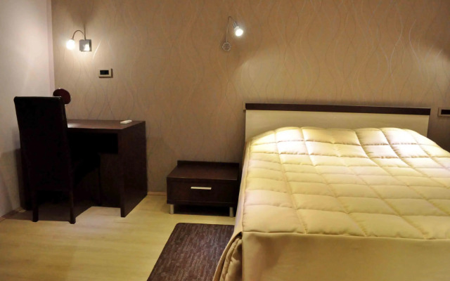 Garni Hotel 018 In