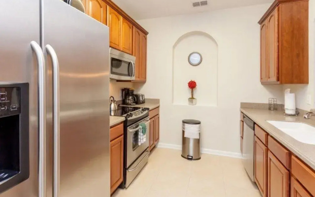 4114 Breakview Dr 307 2 Br condo by RedAwning