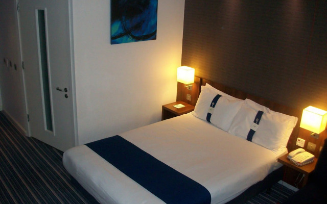 Holiday Inn Express Tamworth by IHG