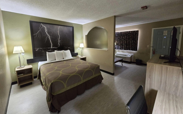 Super 8 by Wyndham Arkadelphia Caddo Valley Area