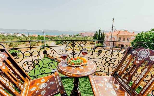 Cunda Esen Otel