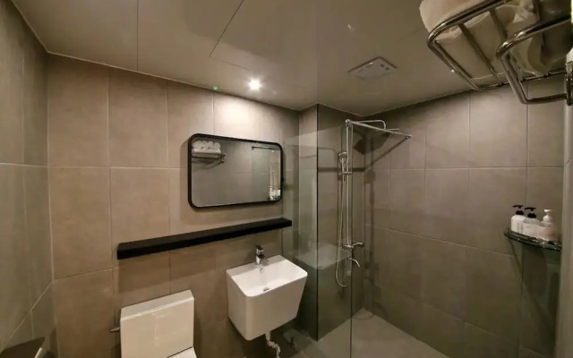Hotel141