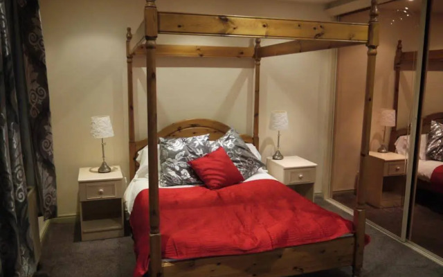 Dimple Well Lodge Hotel
