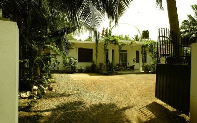 Yoho Aradhana Holiday Home