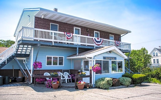 The Inn Between the Beaches